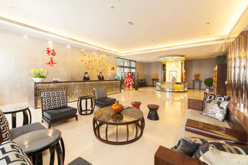 【2025 台中住宿推薦】21間精選台中飯店住宿推薦! 20 台中福華飯店接待大廳